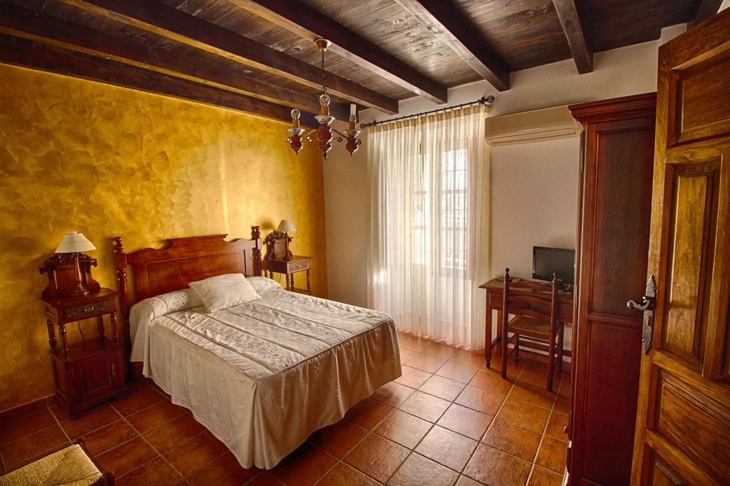 Casa Rural Tia Tomasa Malpartida De Plasencia Buitenkant foto